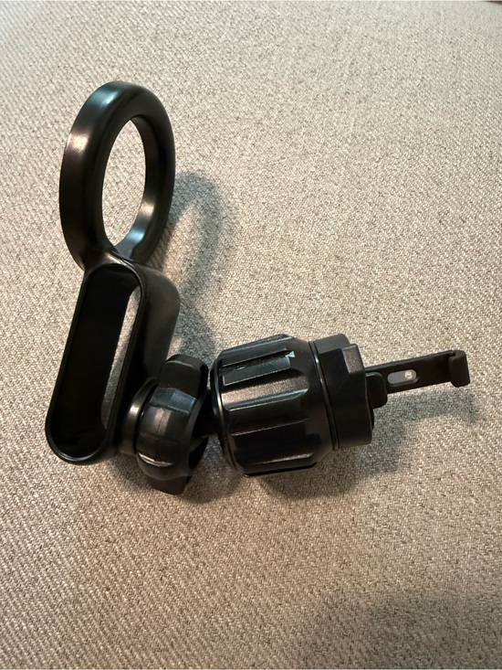 Lisen Other - Car Air Vent MagSafe Phone Mount